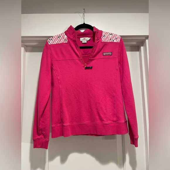 Vineyard vines, pink pull over - Picture 1 of 2